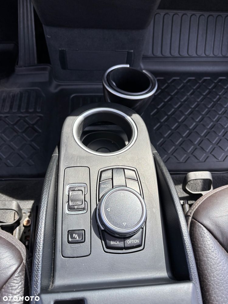 BMW i3 Standard - 16