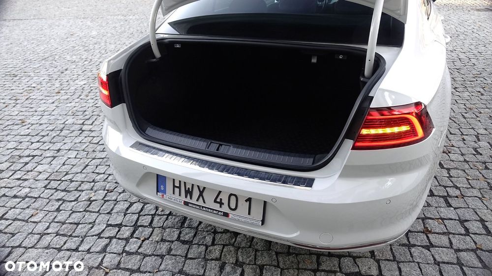Volkswagen Passat - 26