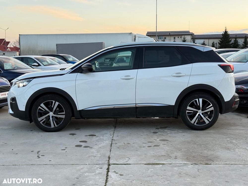 Peugeot 3008 1.2 PureTech Turbo S&S EAT8 Allure - 28