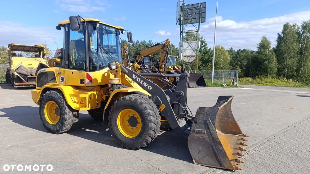 Volvo L35G - 1