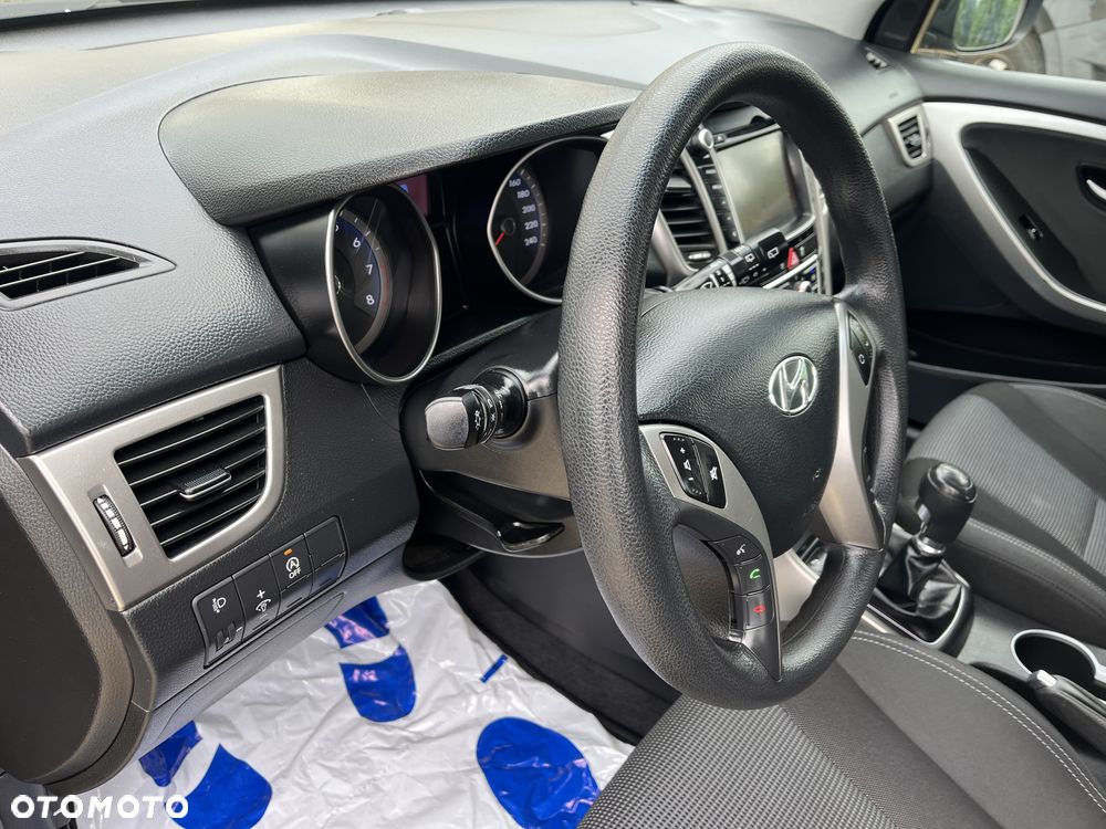 Hyundai i30 blue 1.4 Classic Navigation - 13