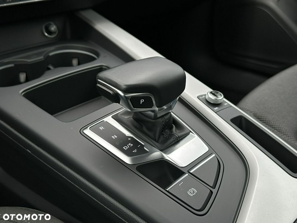 Audi A4 Limousine - 27