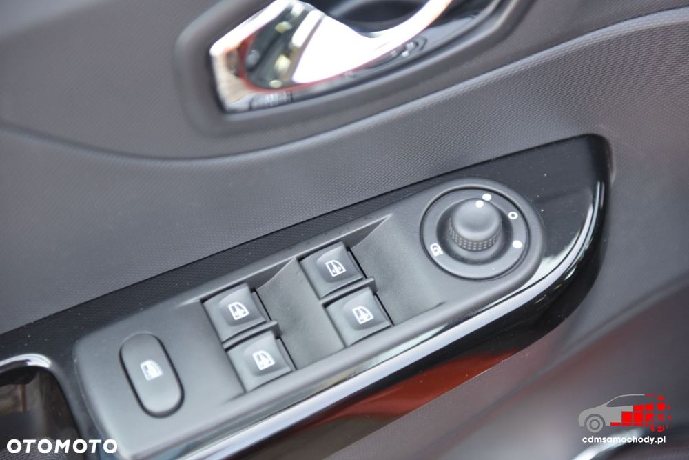 Renault Captur - 13