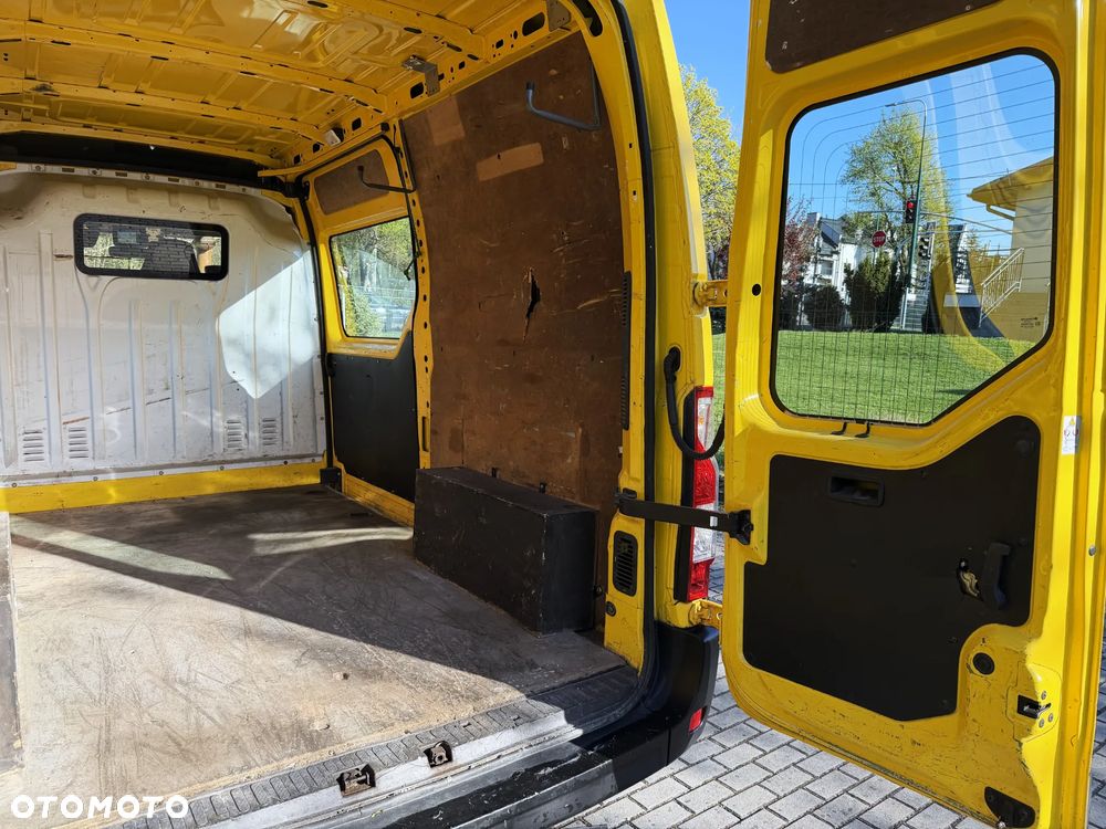 Renault MASTER L2H2 ŚREDNI KLIMA/NAWIGACJA/3osobowy - 23