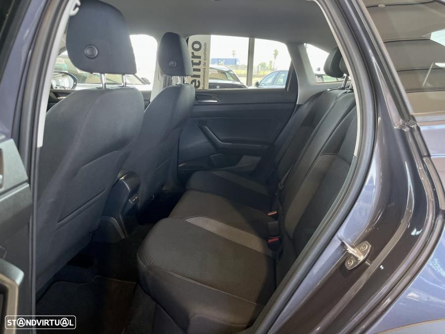 VW Taigo 1.0 TSI Urban - 23