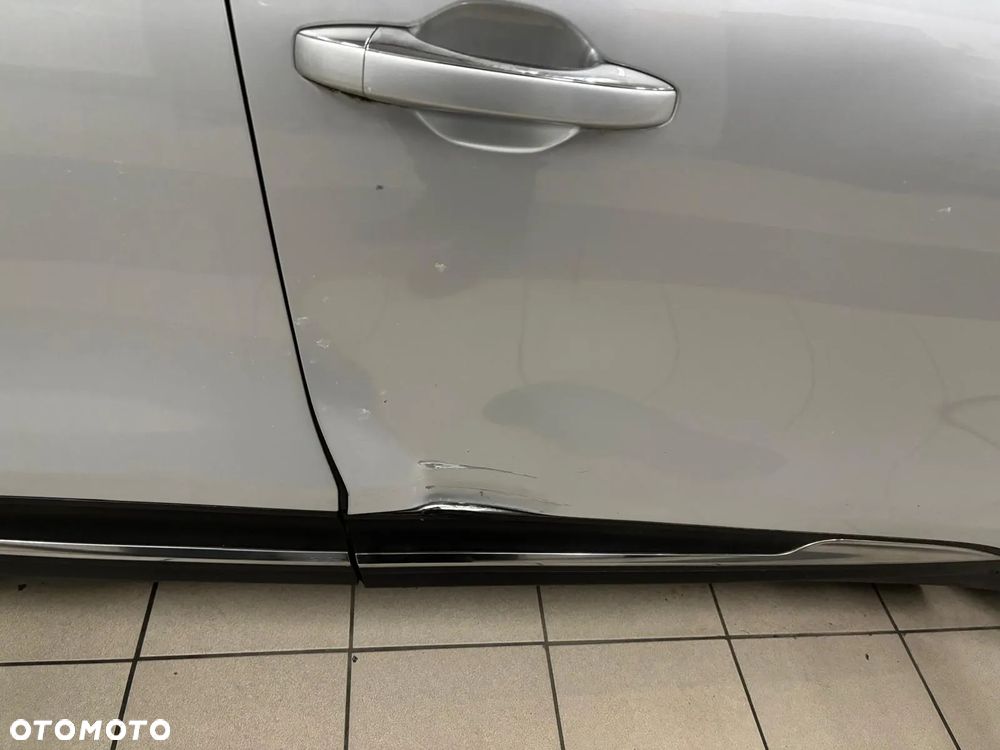 Renault Scenic ENERGY TCe 140 EDC EXPERIENCE - 12