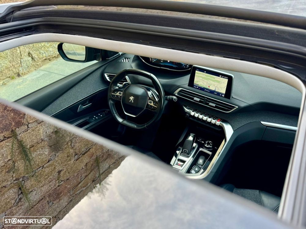 Peugeot 3008 1.2 PureTech Allure EAT6 - 11