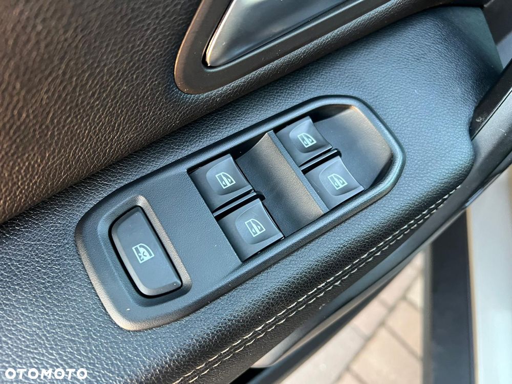 Dacia Duster 1.0 TCe Prestige - 19