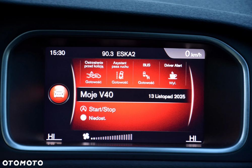 Volvo V40 Cross Country D3 Geartronic Momentum - 28