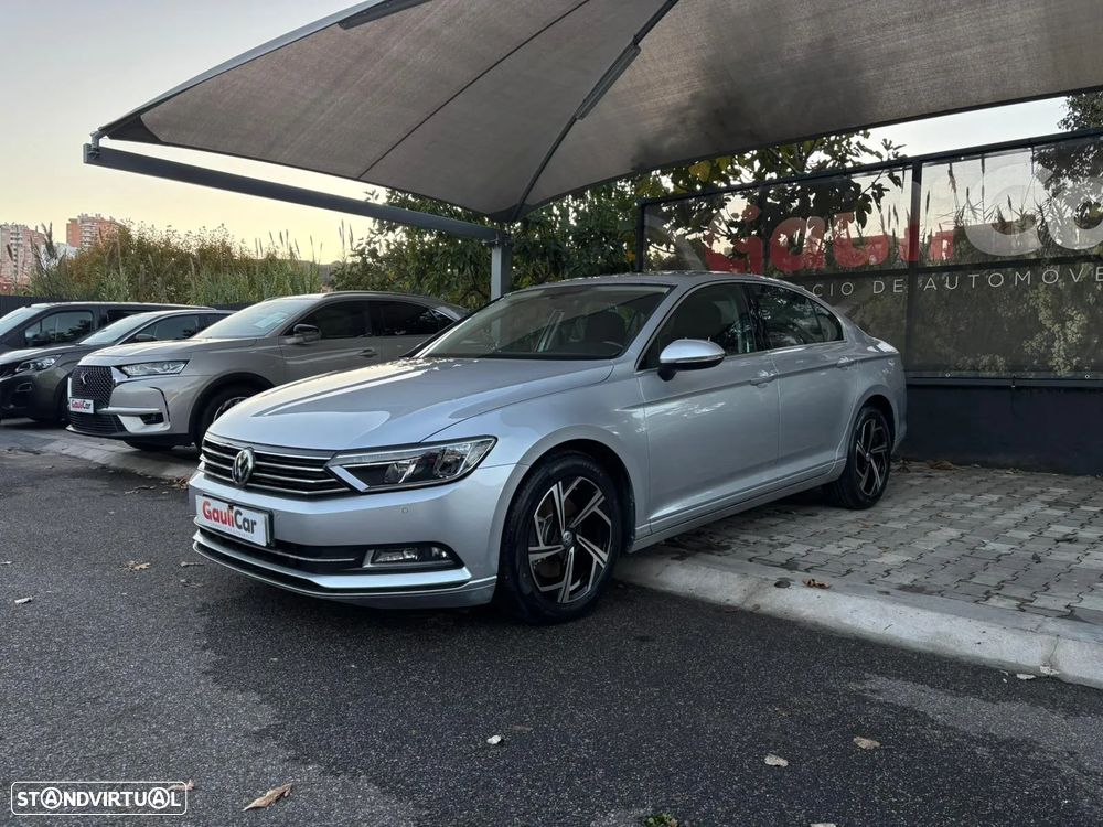 VW Passat 1.6 TDI Confortline - 6
