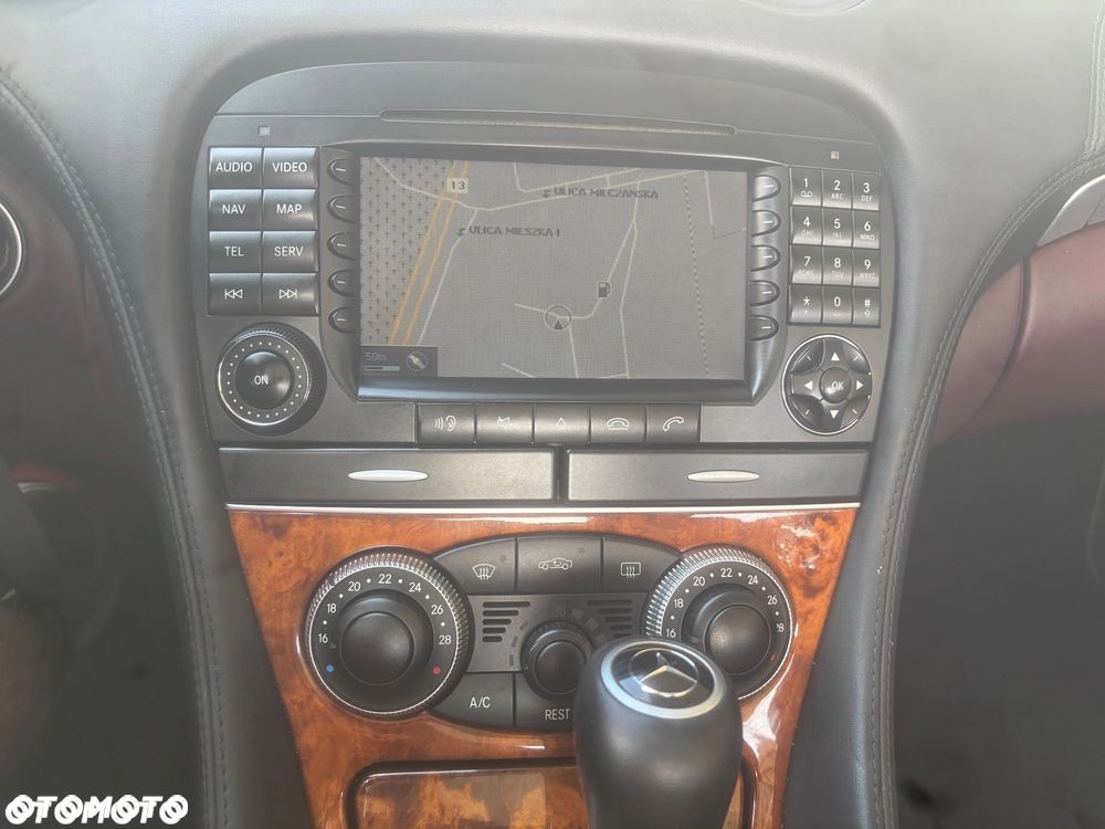 Mercedes-Benz SL 350 7G-TRONIC - 30