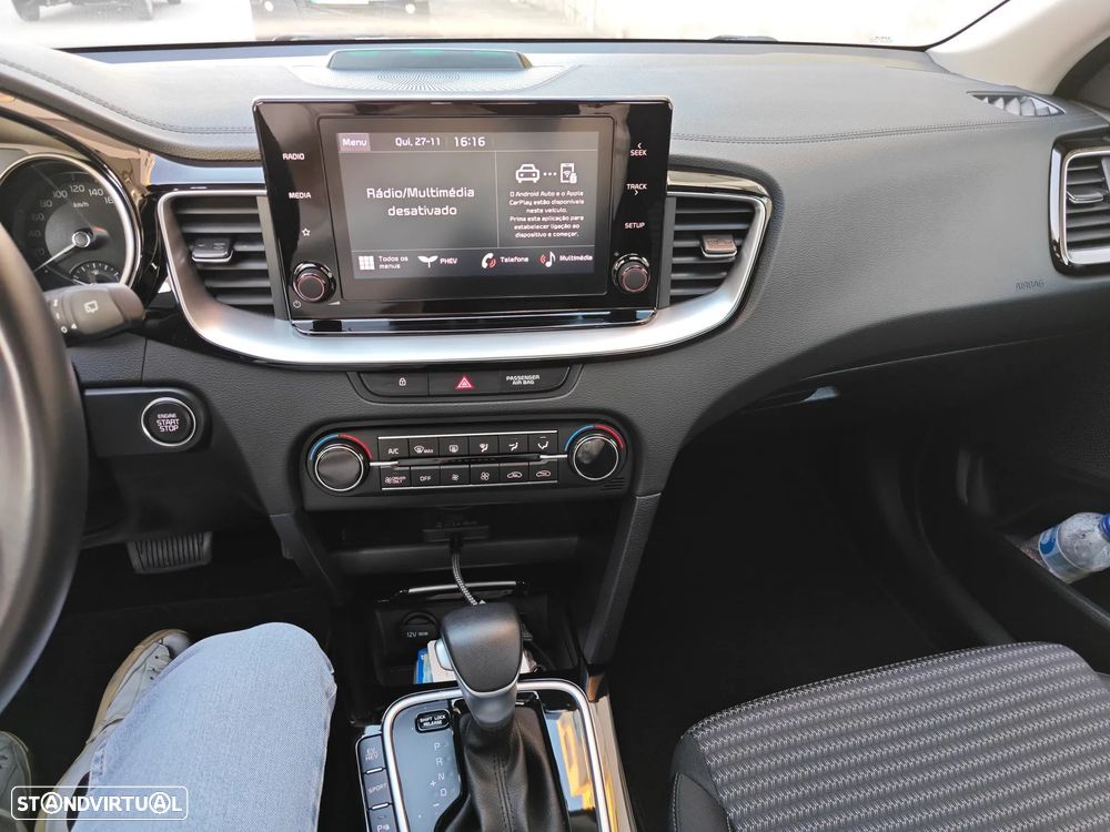 Kia XCeed - 20