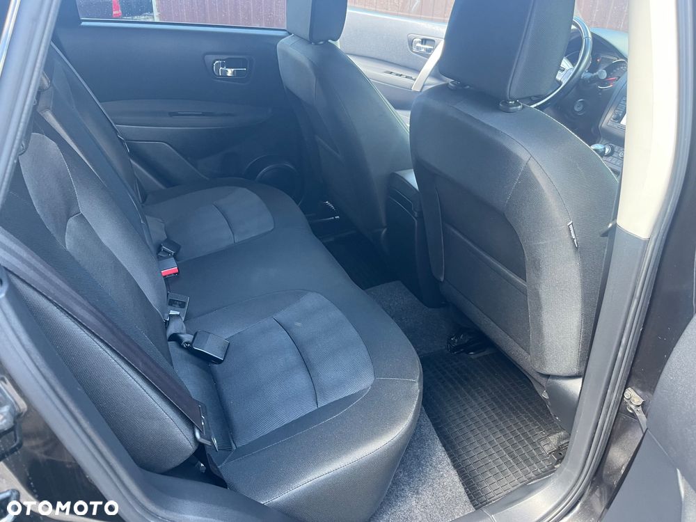 Nissan Qashqai 2.0 dCi 4 x 4 DPF acenta - 13