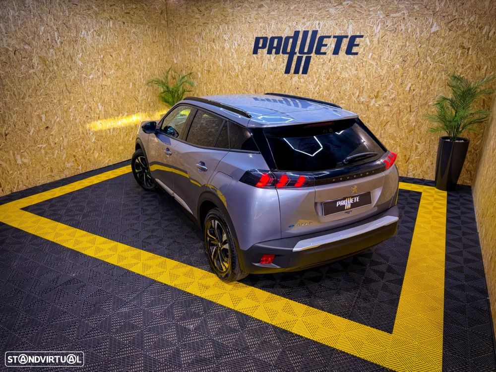 Peugeot e-2008 54 kWh Allure - 27