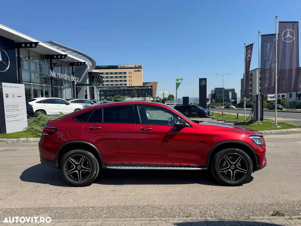 Mercedes-Benz GLC Coupe 300 e 4Matic 9G-TRONIC AMG Line Plus - 22