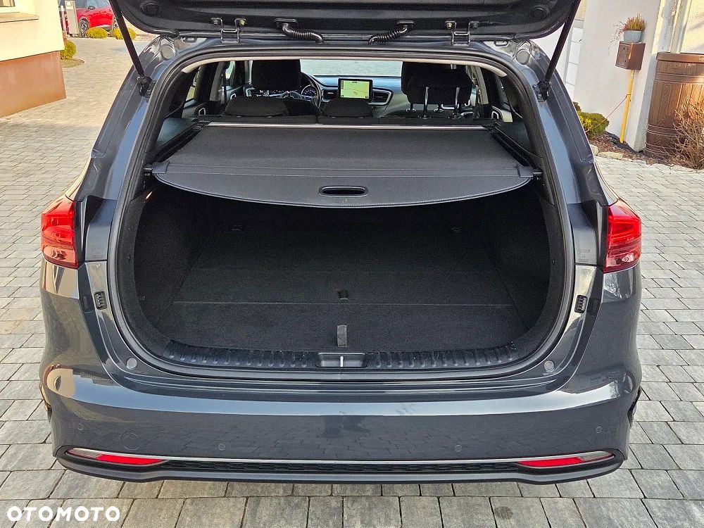 Kia Ceed 1.4 T-GDI OPF Platinum Edition - 27