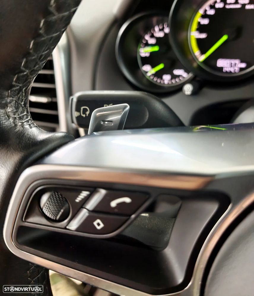 Porsche Cayenne S E-Hybrid Platinum Edition - 15
