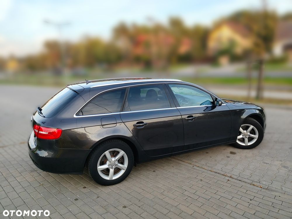 Audi A4 Avant 2.0 TDI DPF multitronic Ambition - 9
