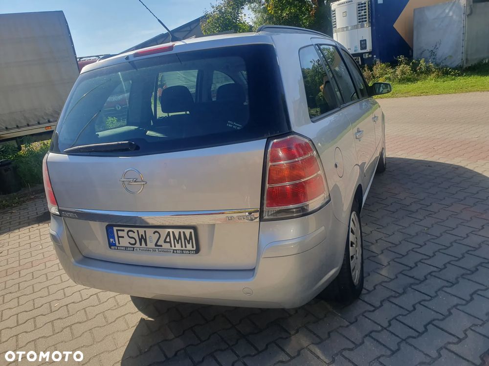 Opel Zafira 2008 photo 2