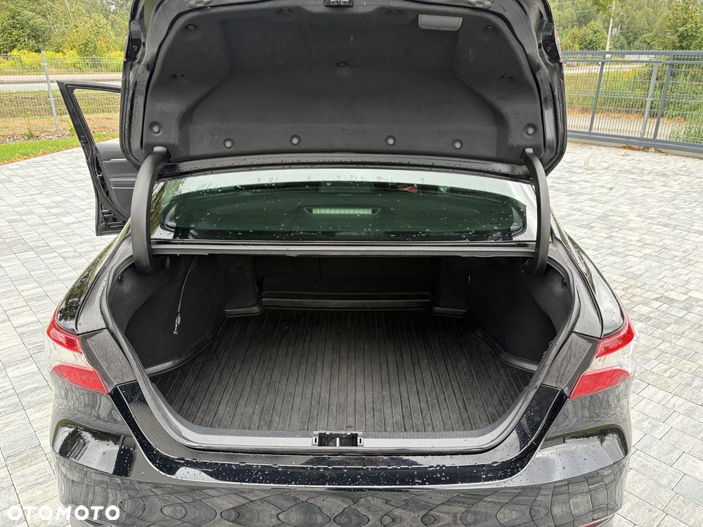 Toyota Camry Business Edition - 13