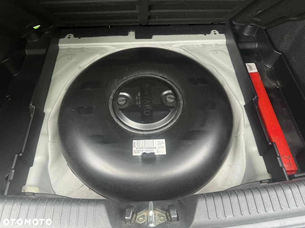 Kia Ceed - 14