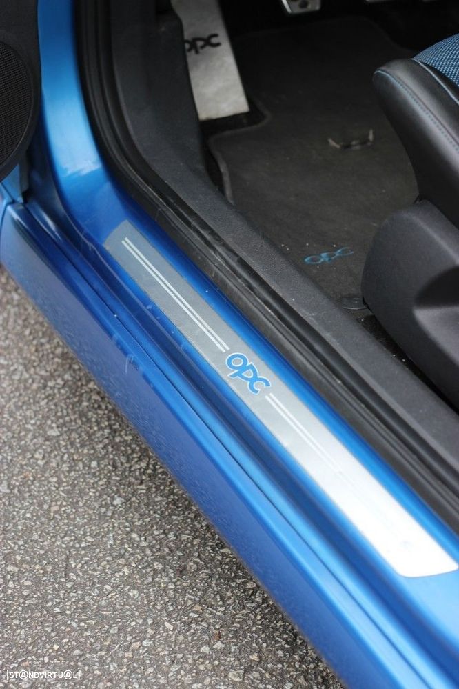 Opel Corsa 1.6 Turbo OPC - 17