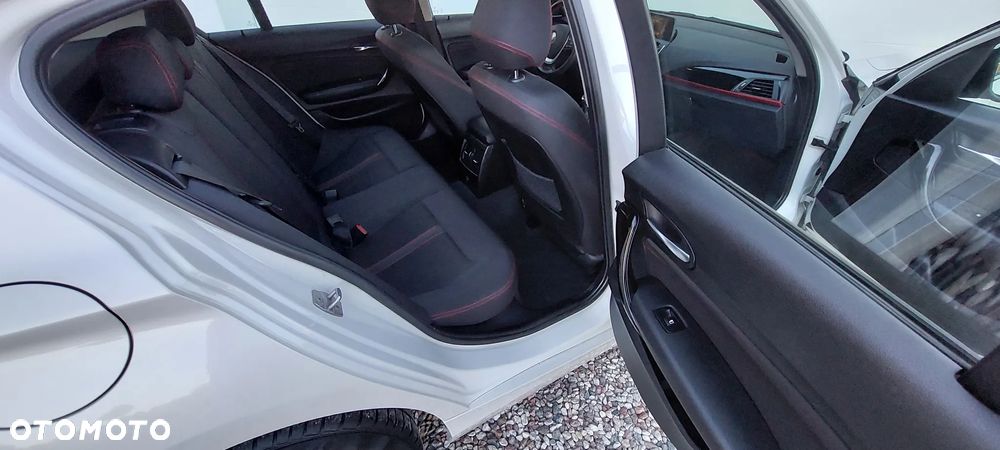 BMW Seria 1 116i Sport Line - 27