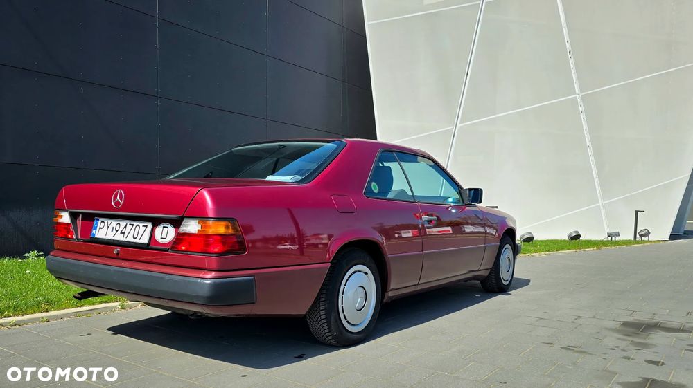 Mercedes-Benz W124 (1984-1993) - 8