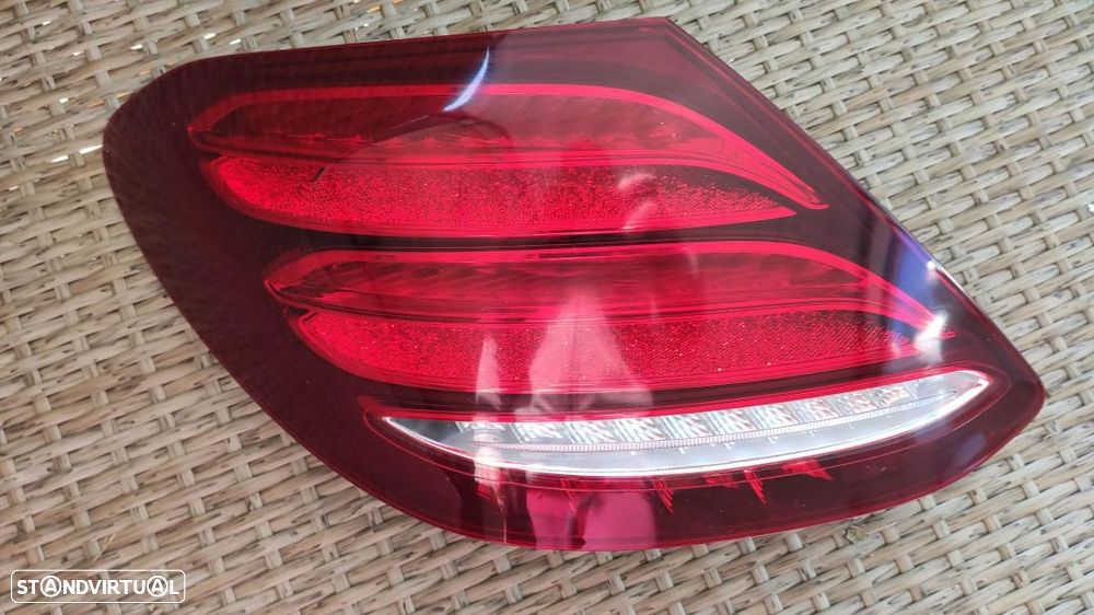 farolim traseiro Mercedes esquerdo w213 classe E Sedan -A2139067700 - 4
