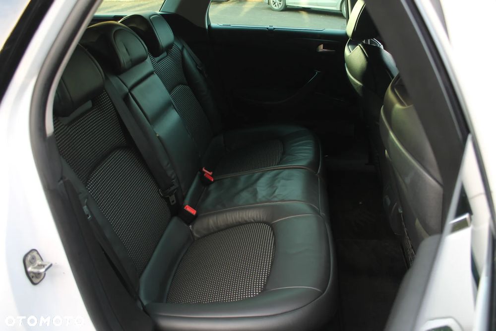 Citroën C5 HDi 165 FAP Exclusive - 27