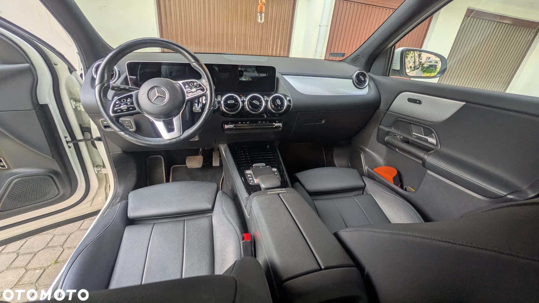 Mercedes-Benz GLA 200 - 9