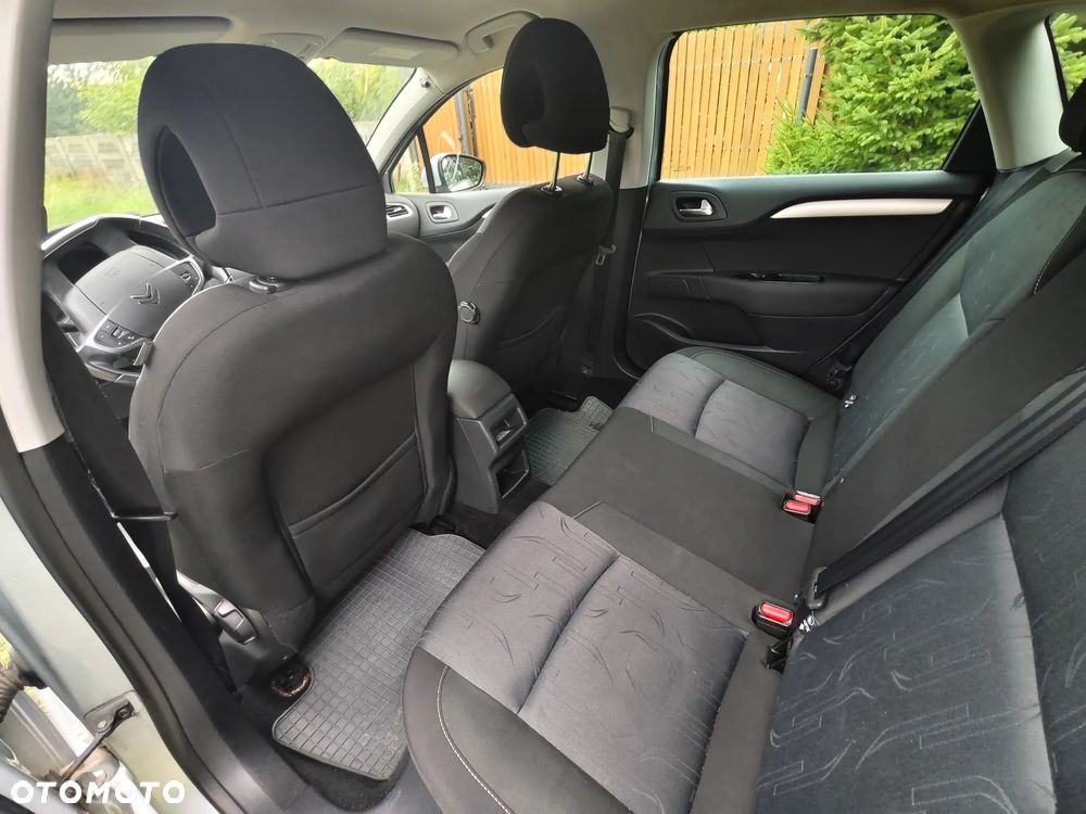 Citroën C4 1.6 VTi Attraction - 11