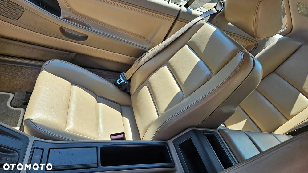 BMW Seria 8 - 12