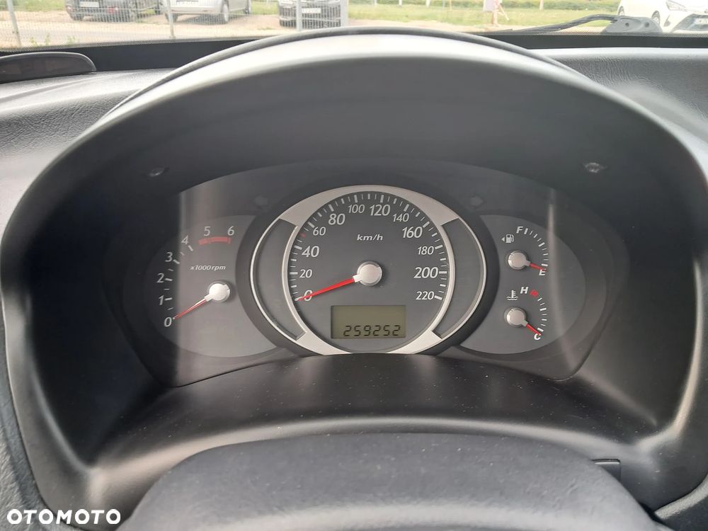 Hyundai Tucson 2.0 CRDi Style - 22