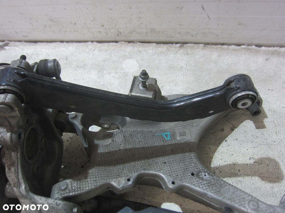VOLVO XC60 II XC 60 2.0 T5 PRAWA TYLNA ZWROTNICA PIASTA WAHACZ 31658320 19R - 7