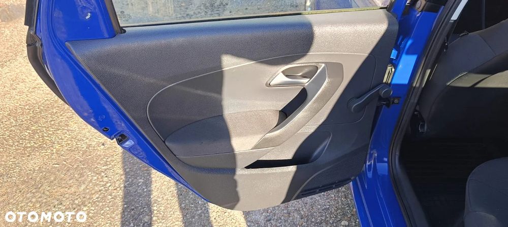 Volkswagen Polo - 24