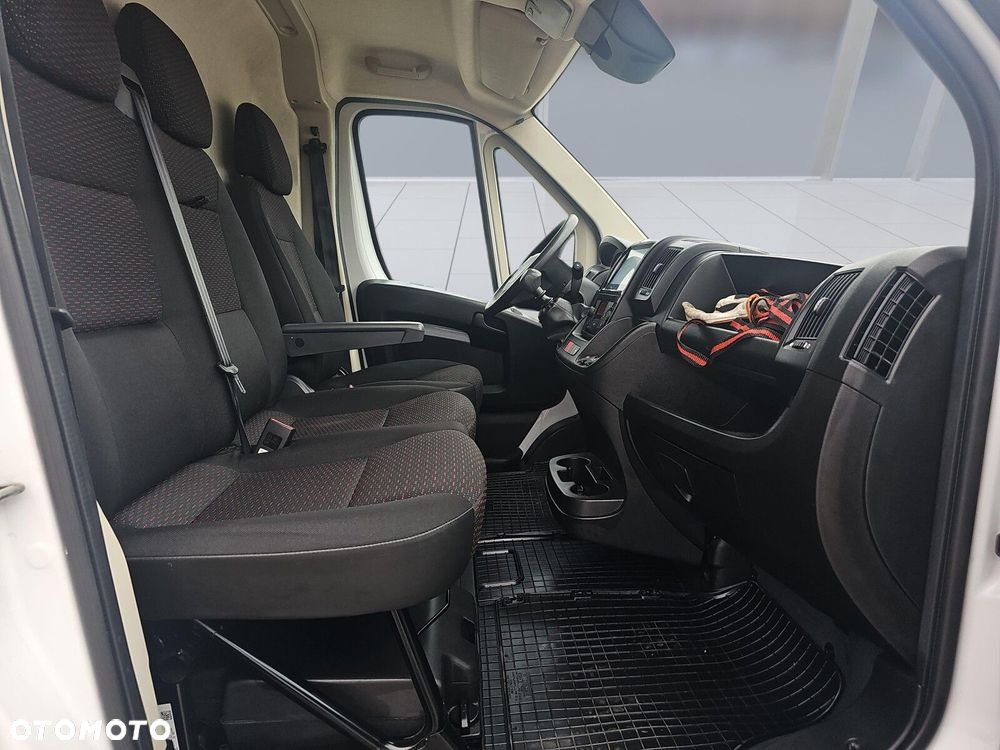 Citroën Jumper 35+ L4H2 2,2 BlueHDi 165KM S&S - 6
