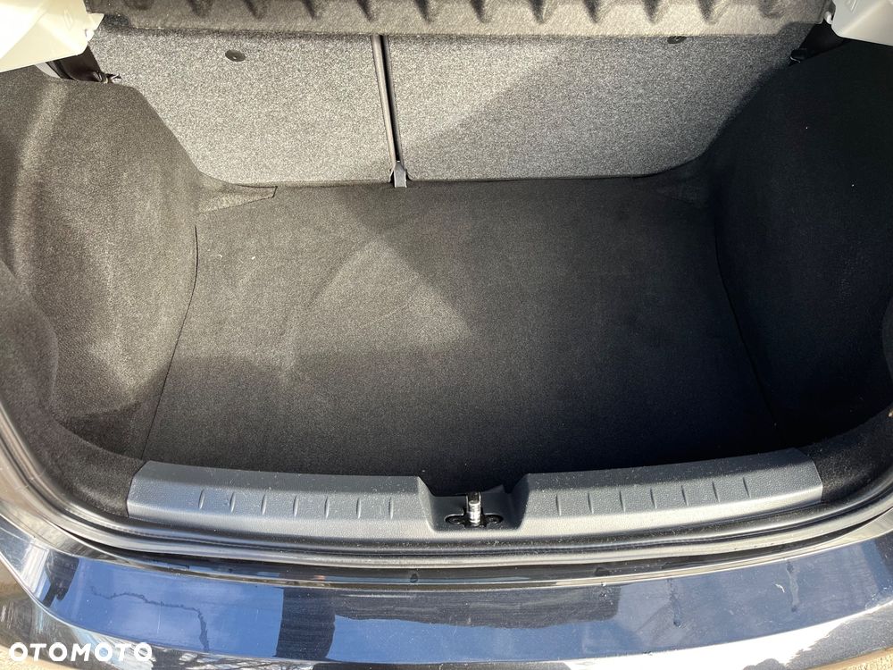 Seat Ibiza 1.4 16V Style - 24