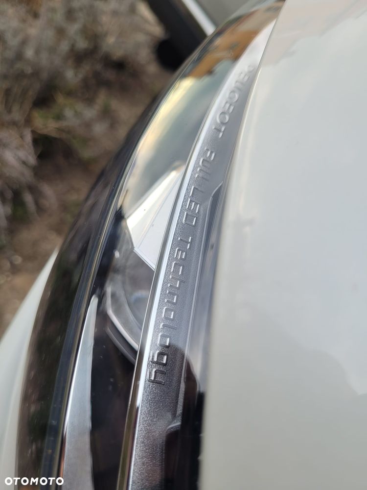 Peugeot 3008 1.5 BlueHDi GT S&S - 12