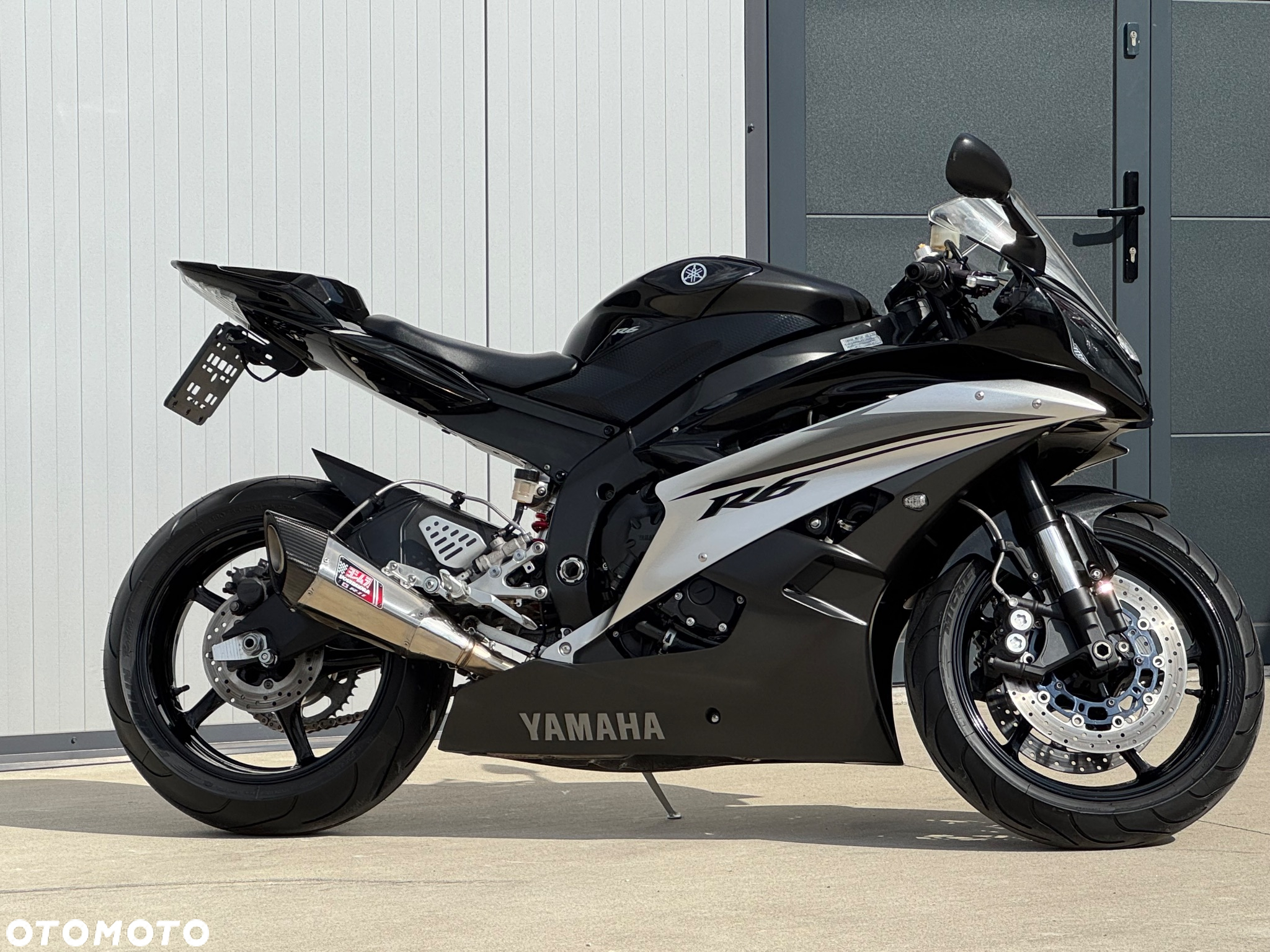 Yamaha YZF - 9