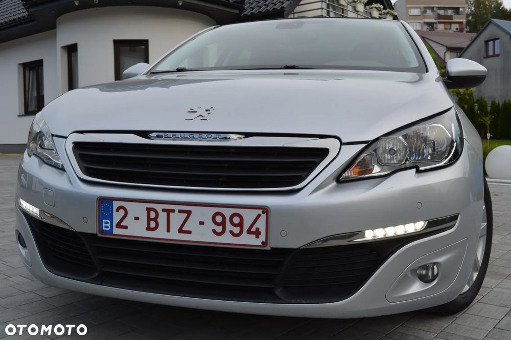 Peugeot 308 e-HDi 115 Stop & Start Niveau 2 Business-Line - 28