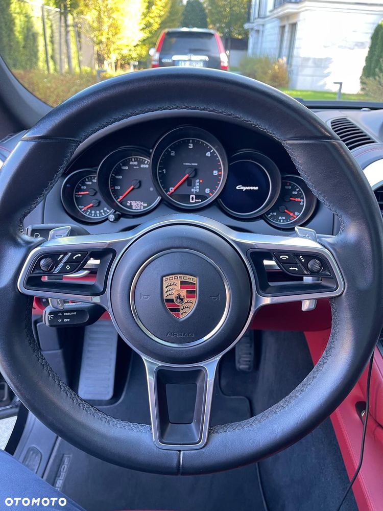 Porsche Cayenne Diesel Platinum Edition - 18