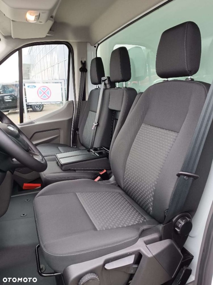 Ford Transit - 21