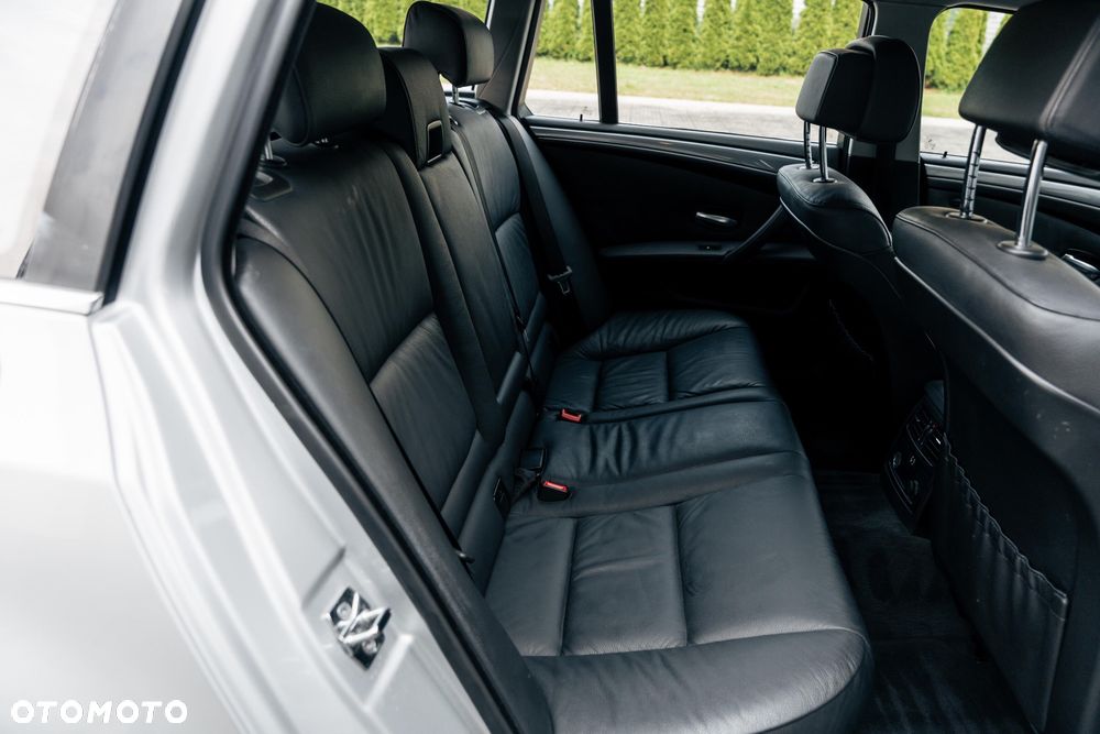 BMW Seria 5 525d xDrive Edition Exclusive - 31