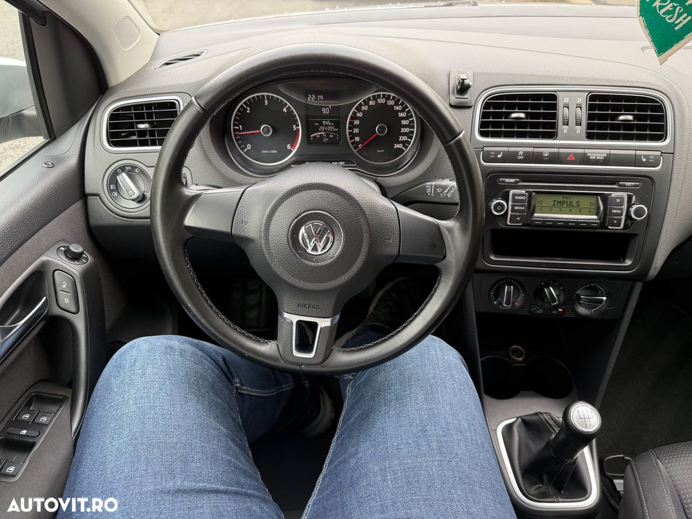 Volkswagen Polo 1.6 TDI Comfortline - 3