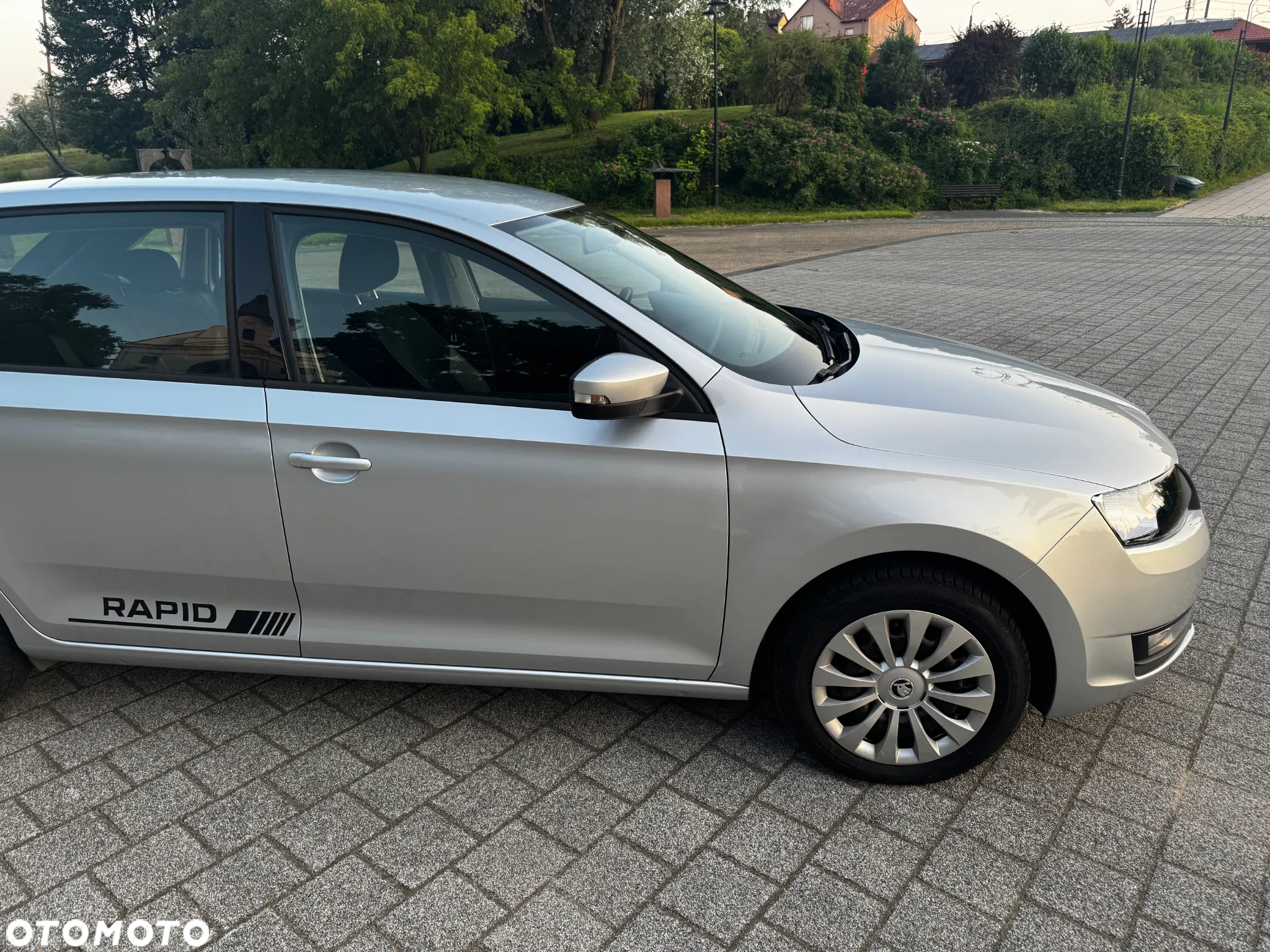 Skoda RAPID - 8