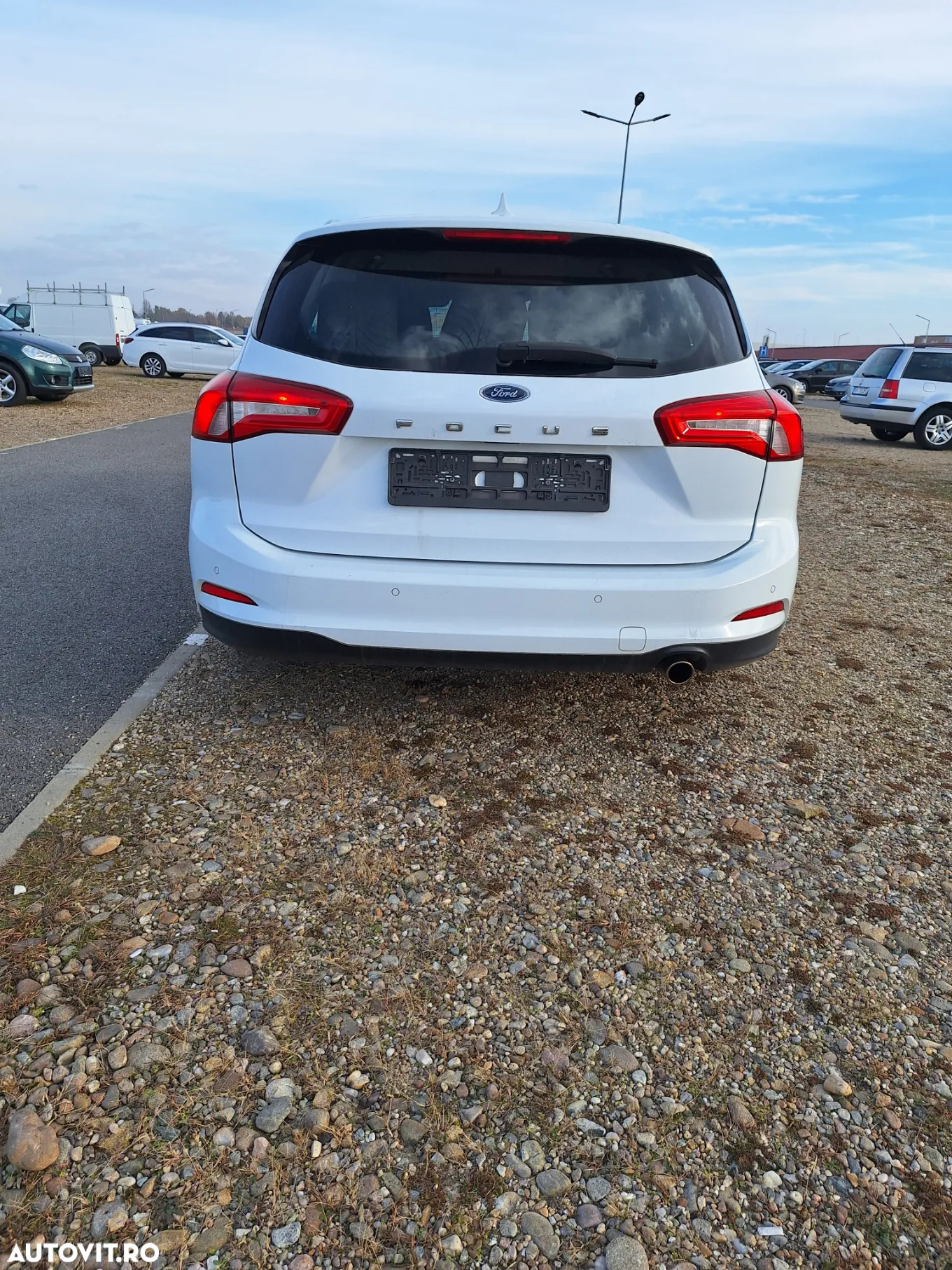 Ford Focus 1.5 EcoBlue Start-Stopp-System COOL&CONNECT DESIGN - 8