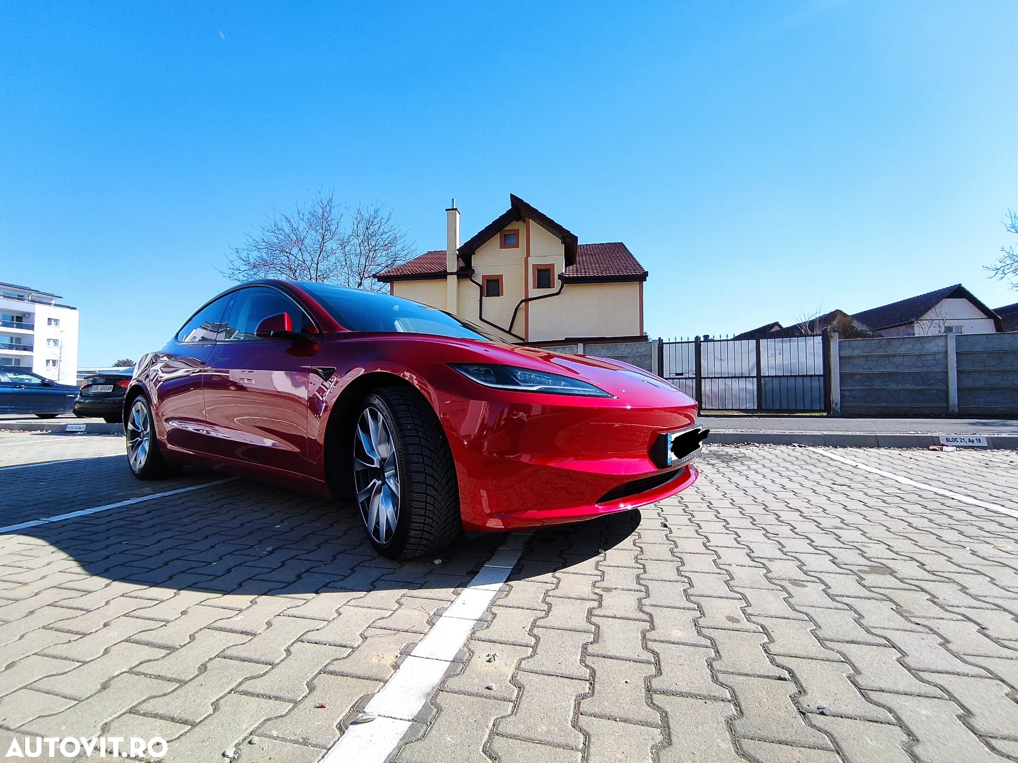 Tesla Model 3 - 9