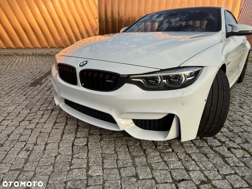 BMW M4 Coupe DKG - 18