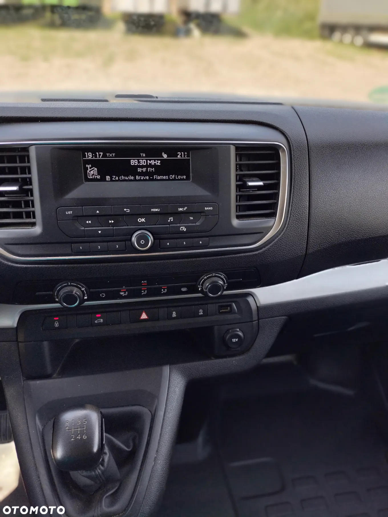 Opel Vivaro - 15